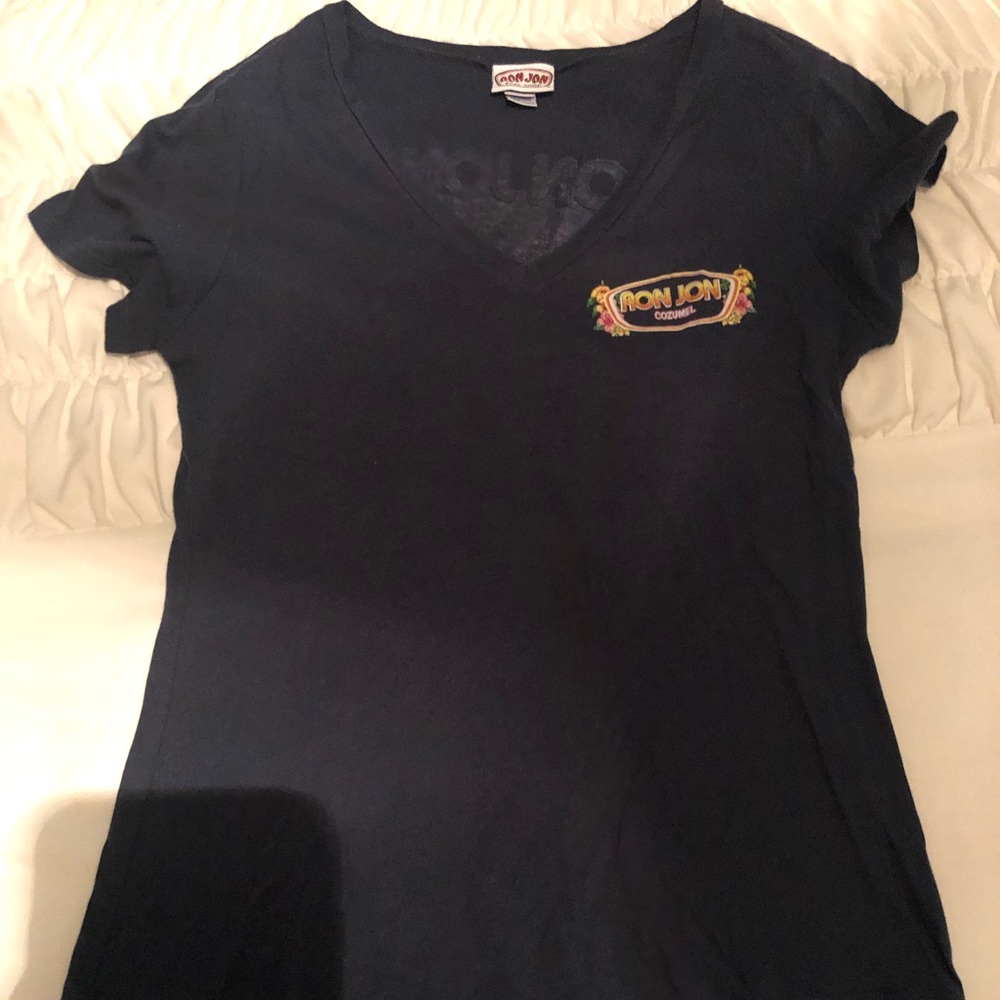 RonJon surf shop top
